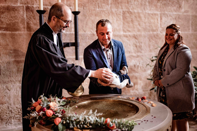 Taufe im Marienmünster Königshofen an der Heide